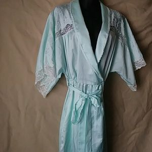 Laura Adams long light-blue belted robe-sz S